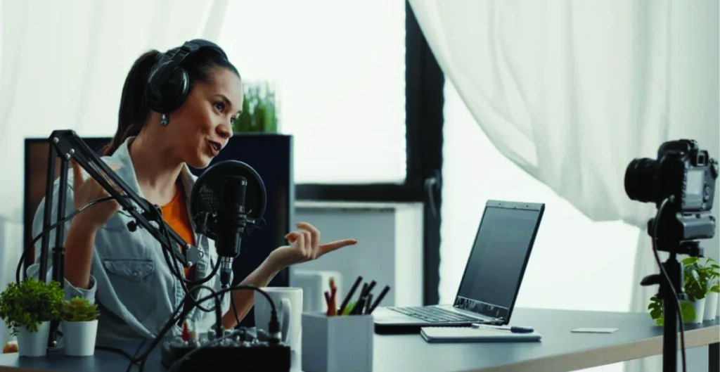 4 Benefits of Using Podcasting as a PBL Project